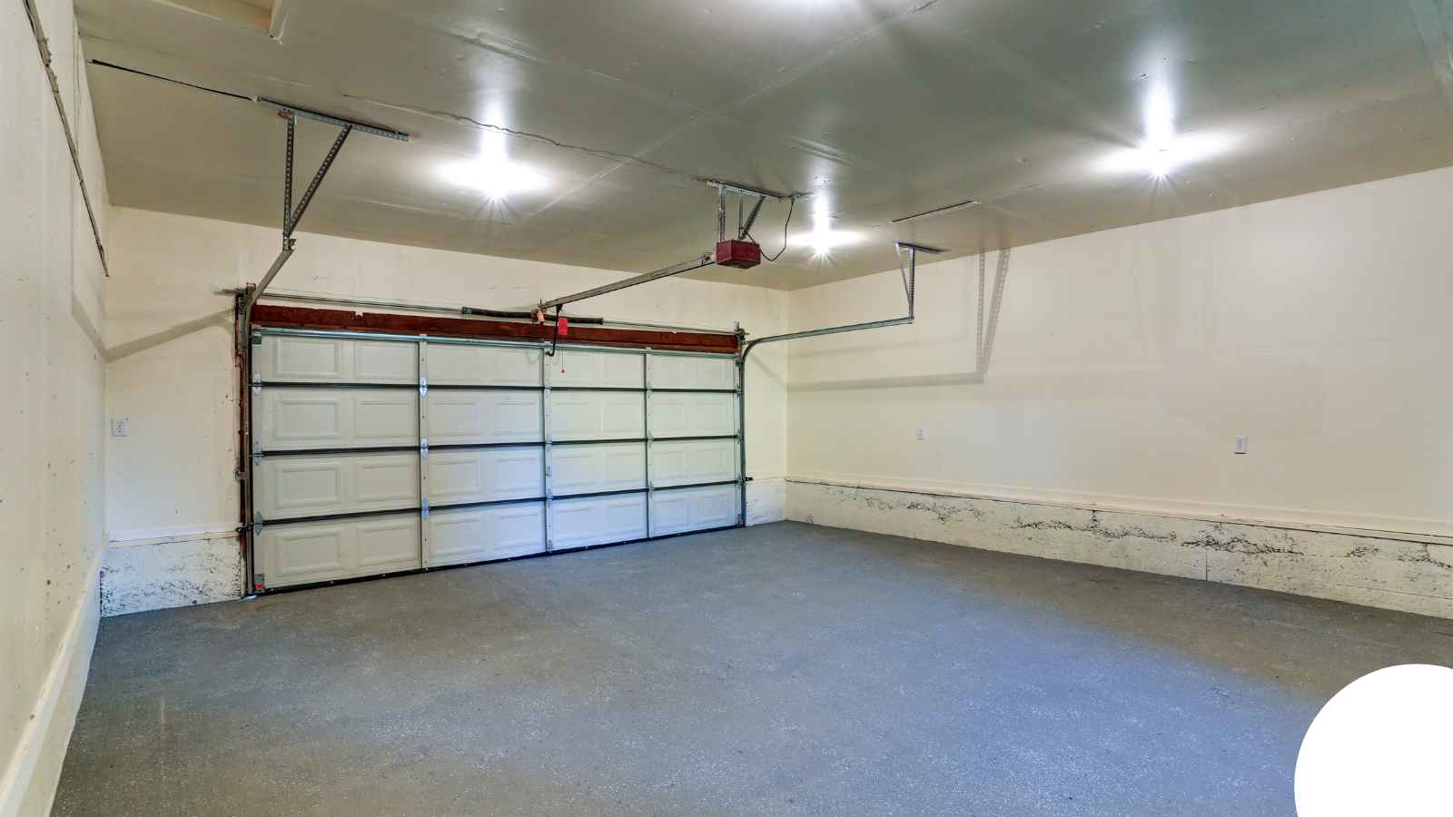 Garage Door in Memphis, TN — Hinge Repair Greater Nashville