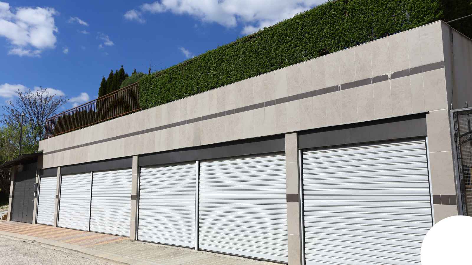 Garage Door in Memphis, TN — Hinge Repair Greater Nashville